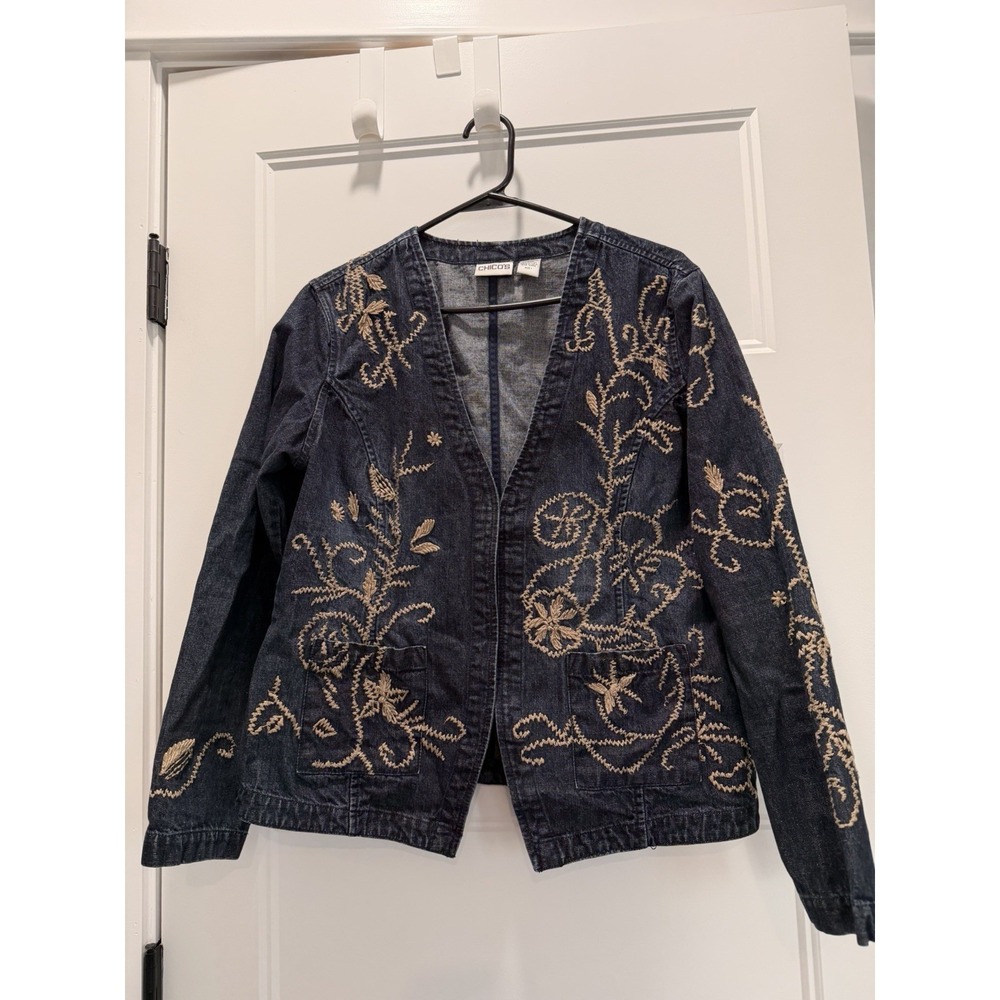Embroidered Chico's Denim Jacket Size 1 M Floral Stitching‎ Medium Blue Jean